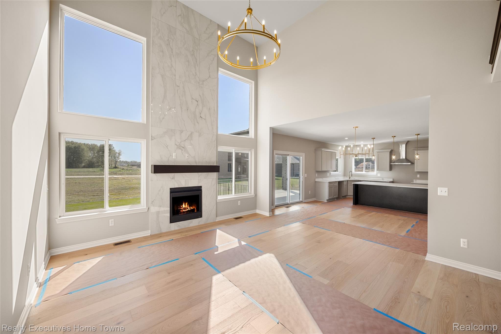 24684 SAWGRASS Drive