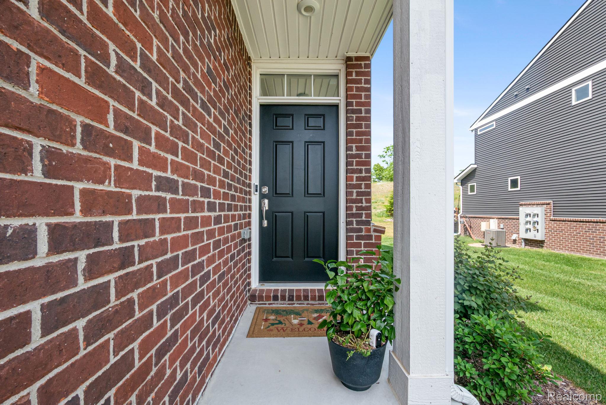 4691 Broomfield Way 5