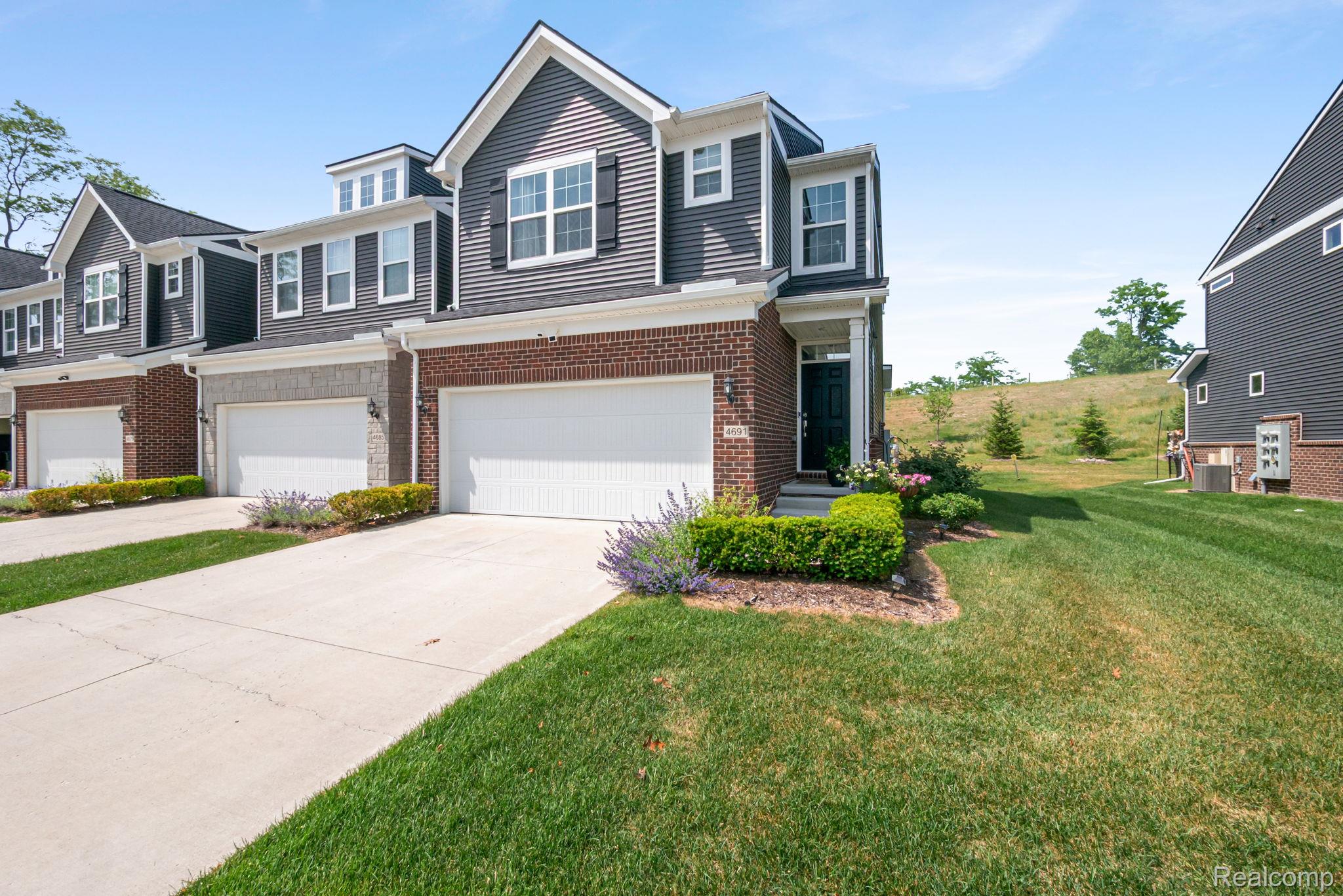 4691 Broomfield Way 5