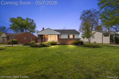 31881 Lamar Drive Farmington City MI 48336