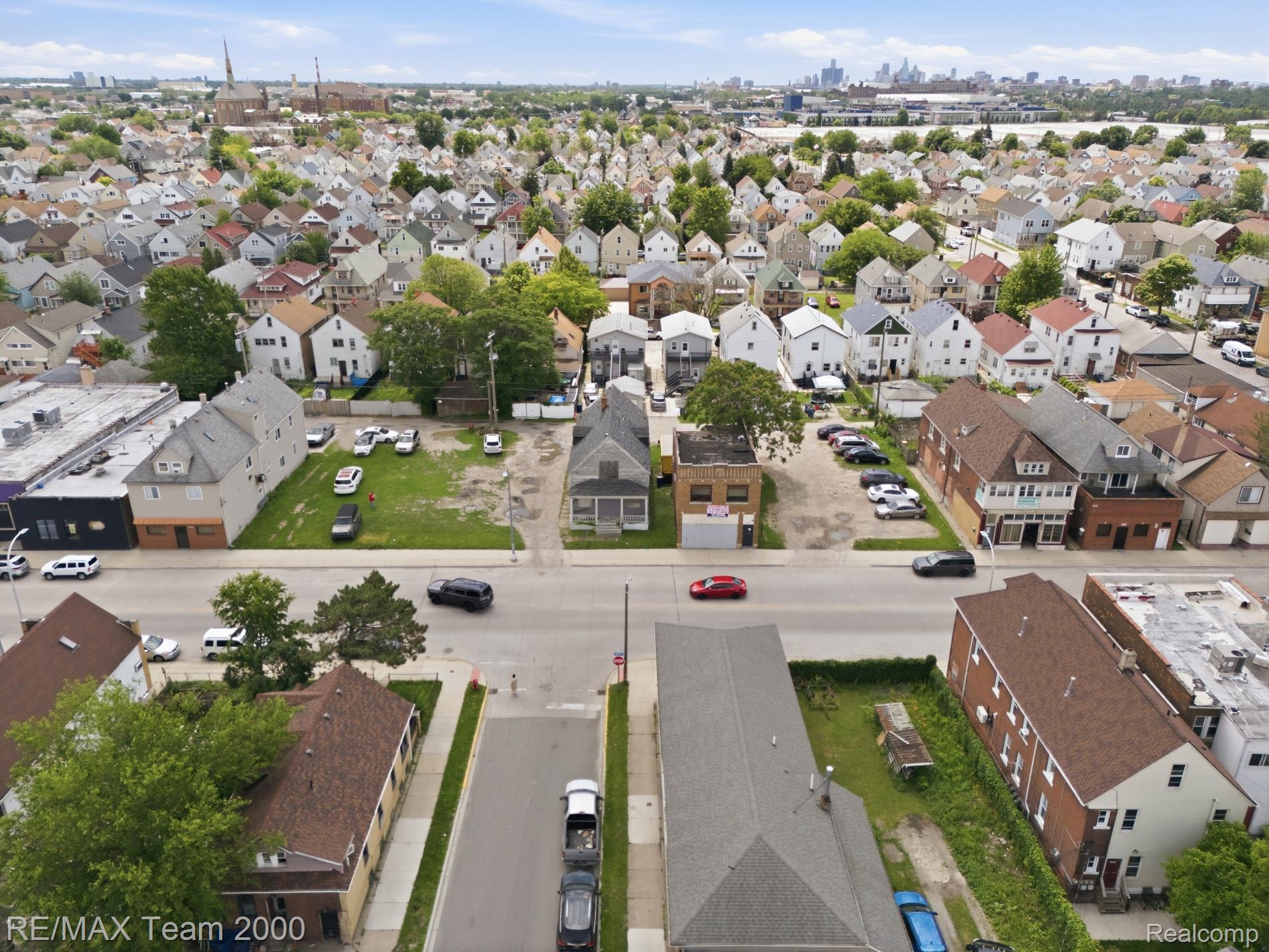 2226 Caniff Street