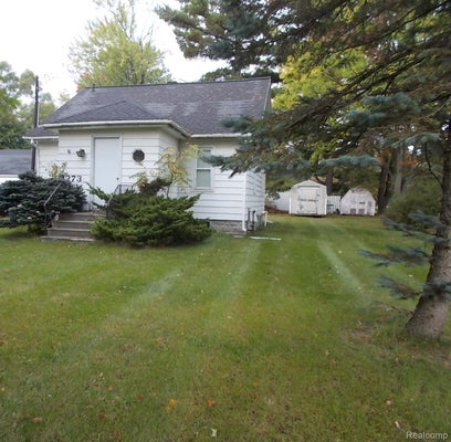 1273 E CARO RD, CARO, MI 48723 - Image dee8efae741cdef5a62e2003734d0eec/356108365