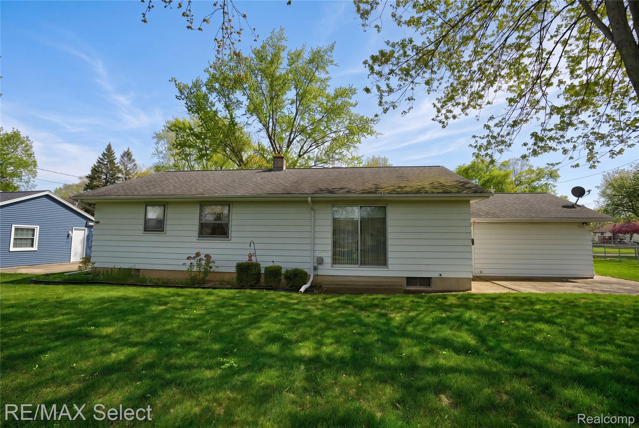4476 Old Carriage Road