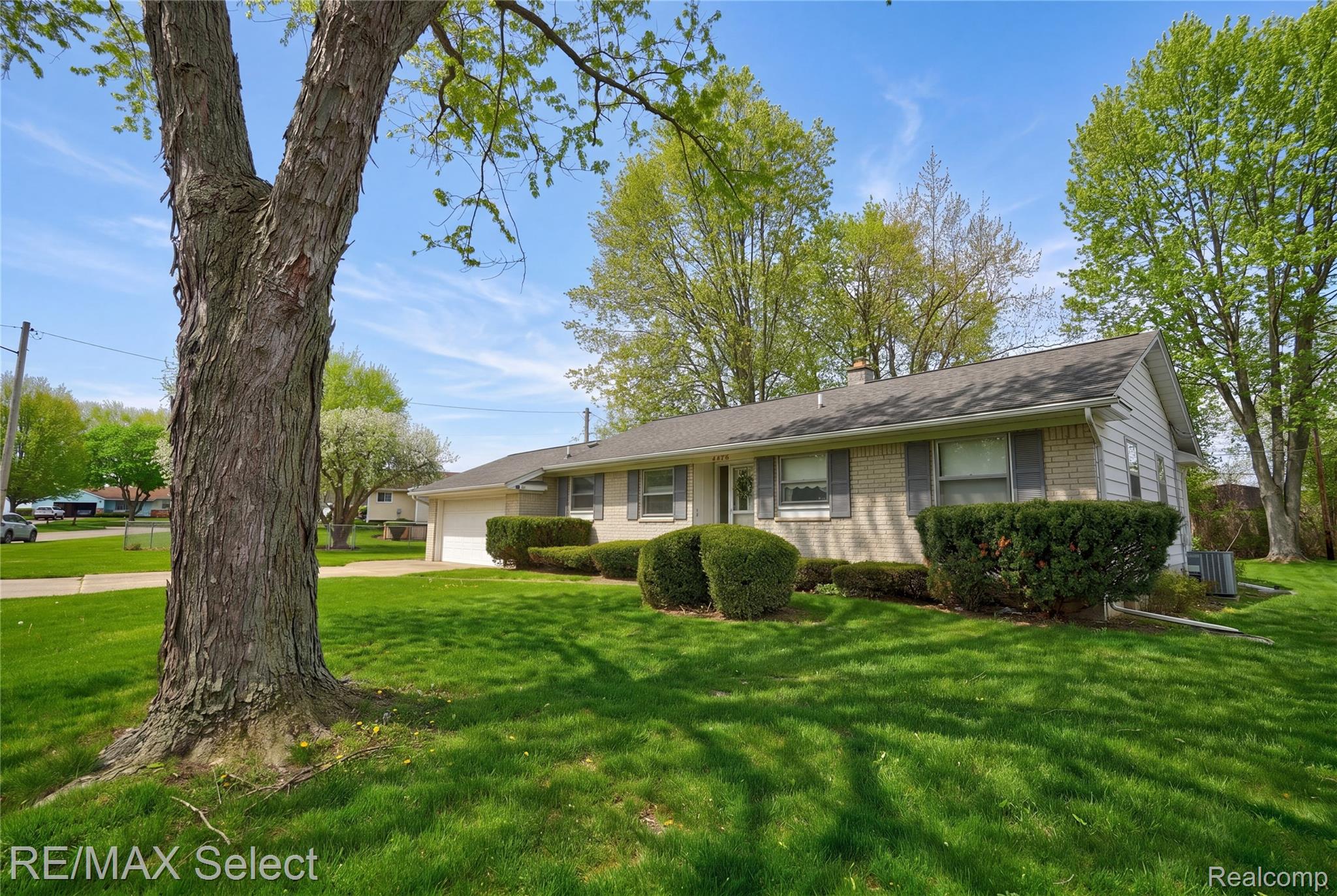 4476 Old Carriage Road