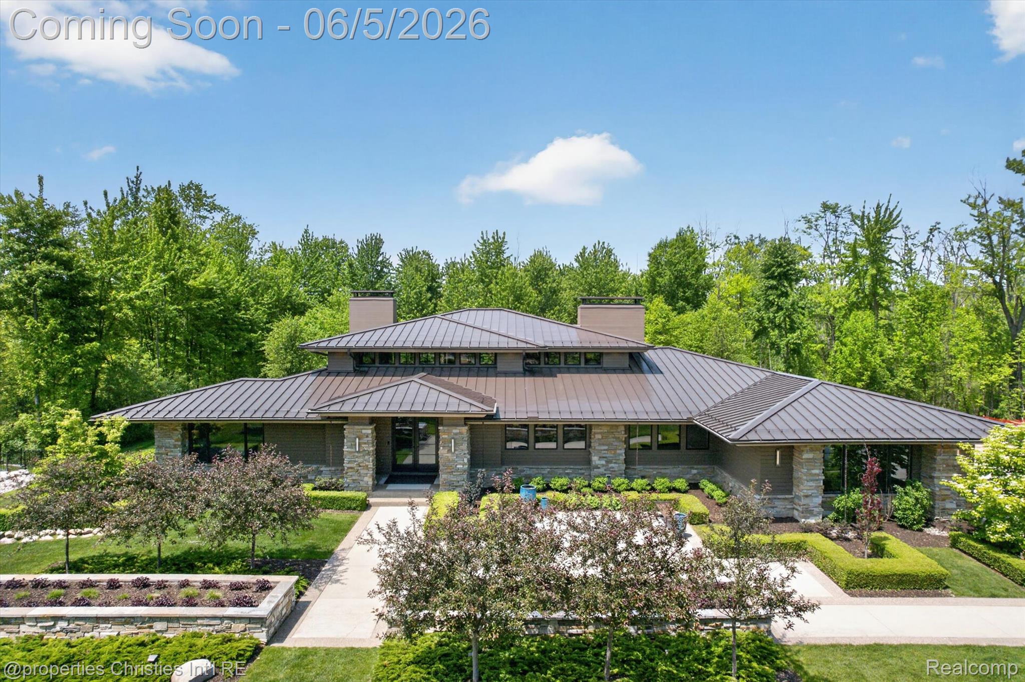 22635 Evergreen Court
