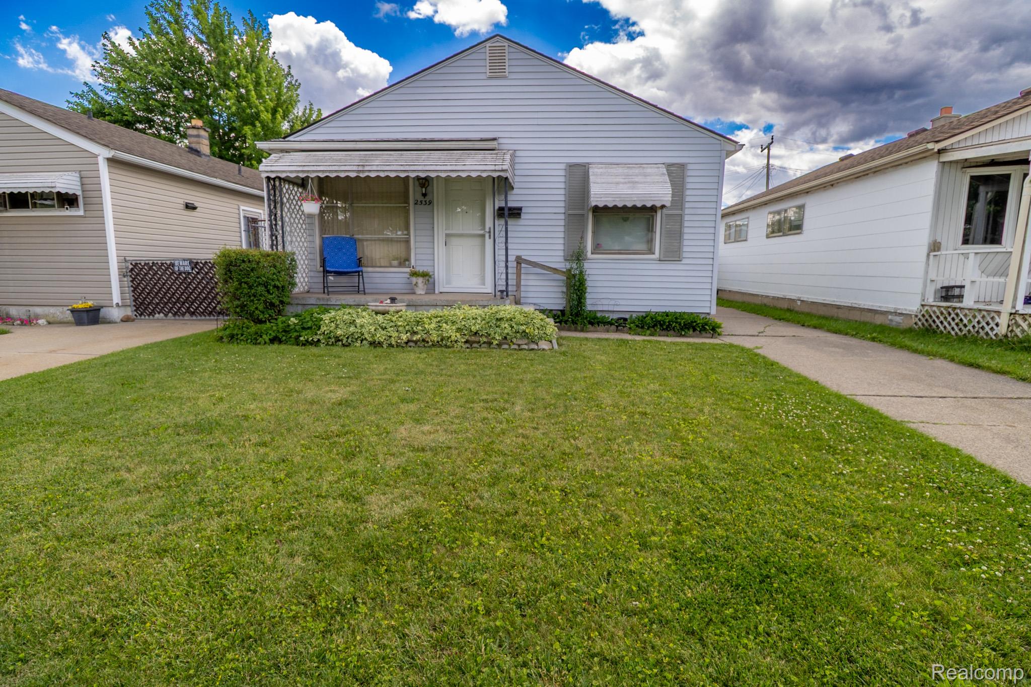 2539 Margaret Street