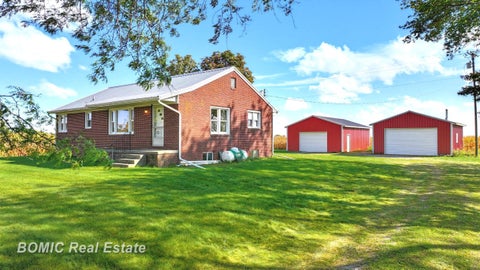 Photo of 321 S Finn Road, Portsmouth Charter Township, MI 48747 (MLS # 61050223018)