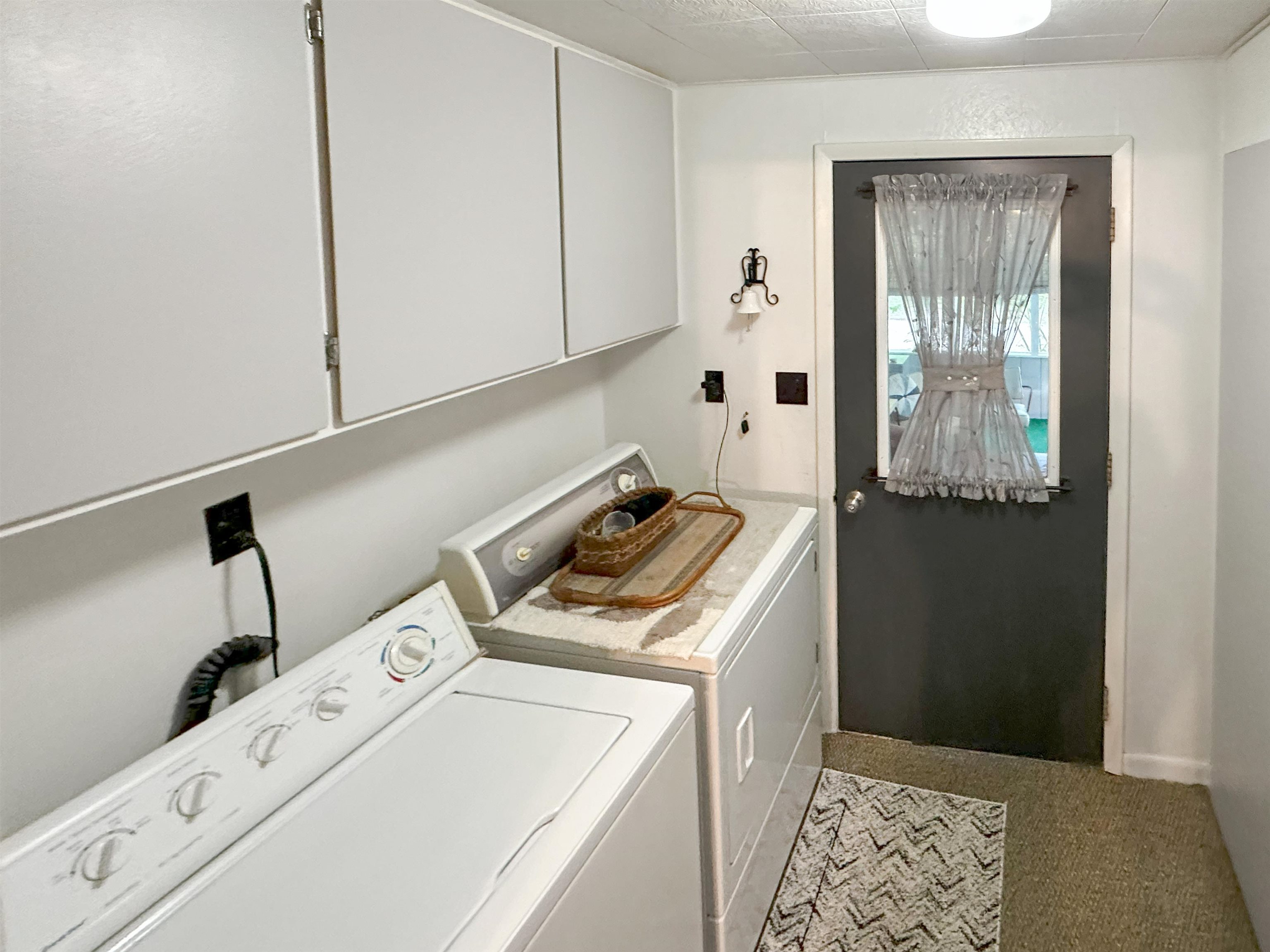 224 S Ferris Road
