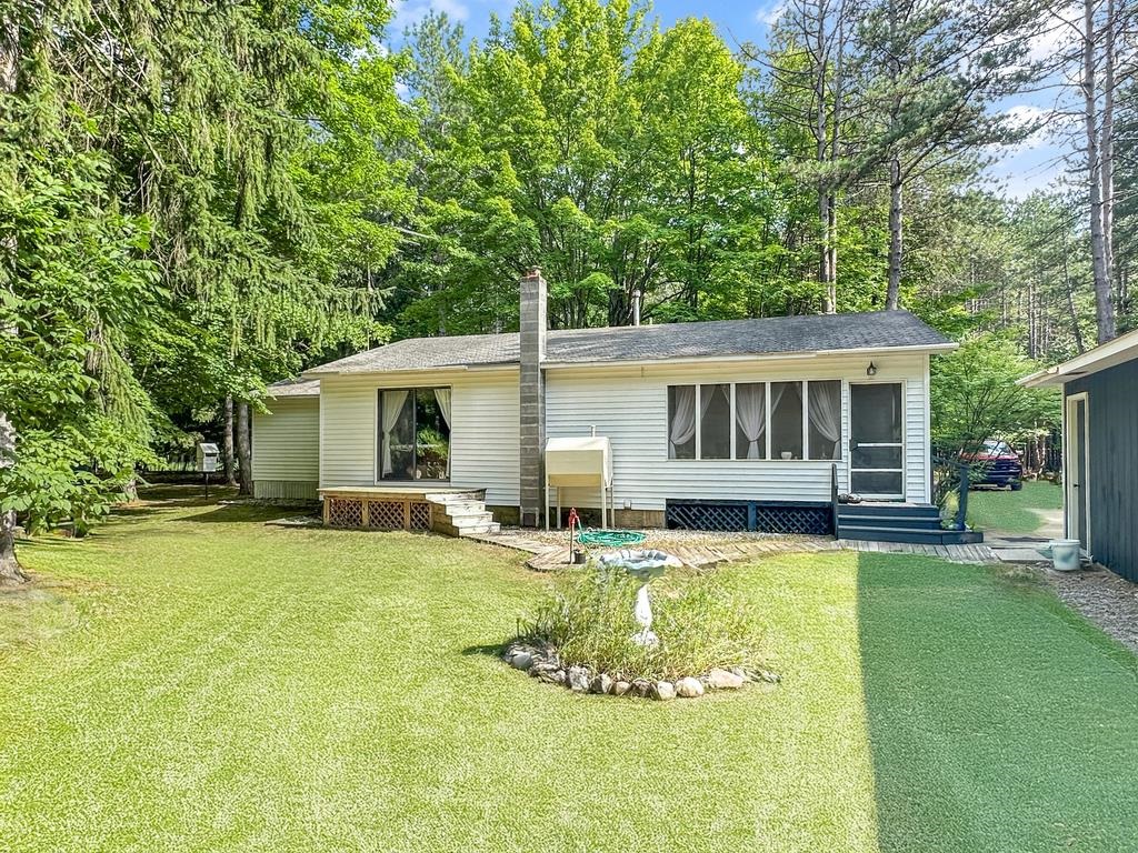 224 S Ferris Road