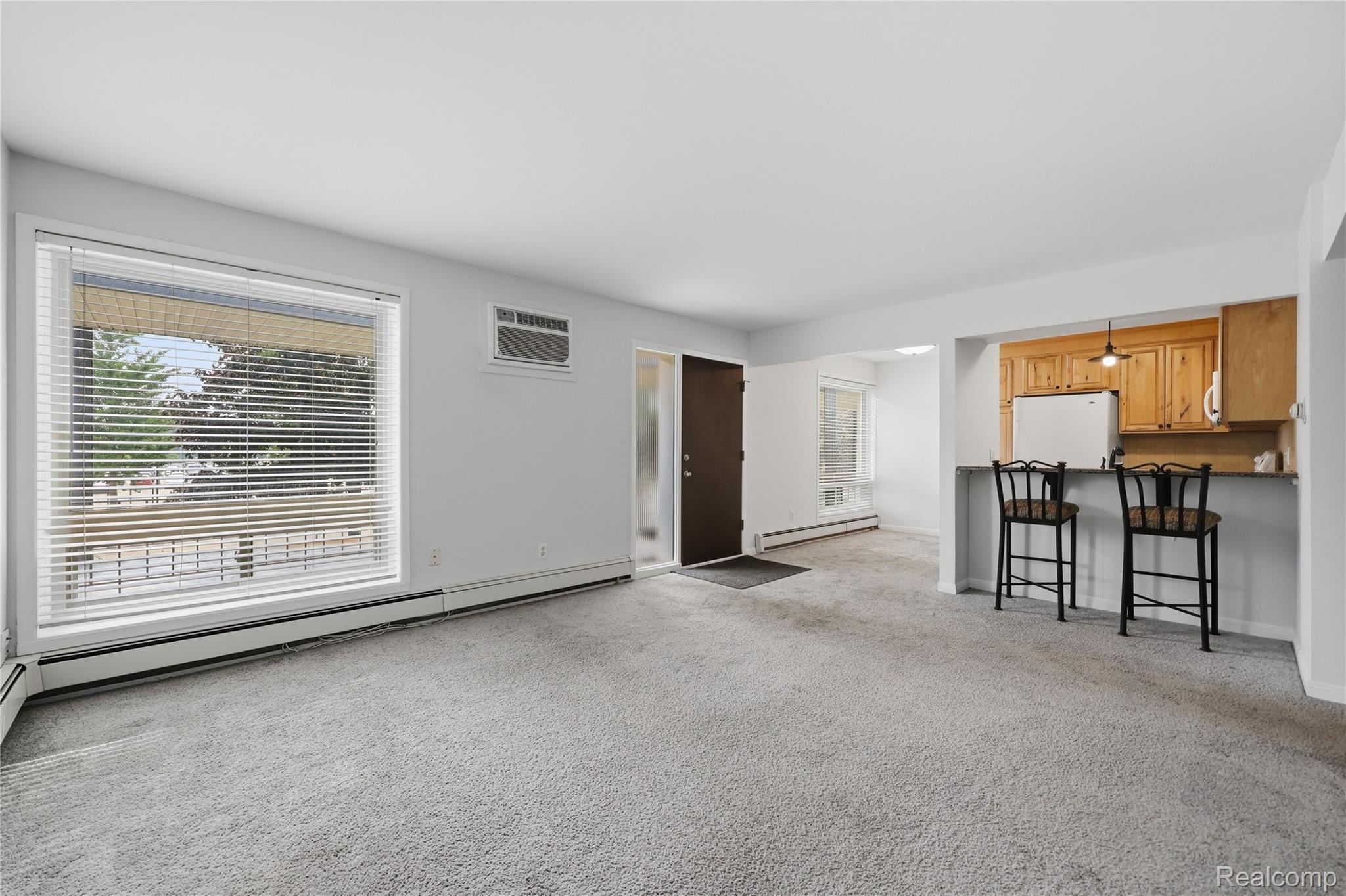 15055 HUBBARD Street 28