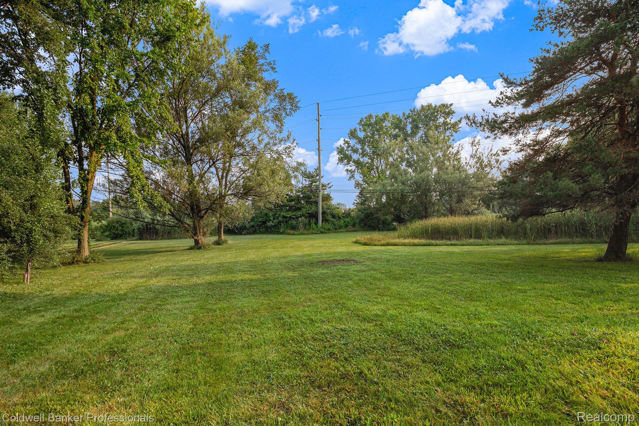 420 W Oakwood Road