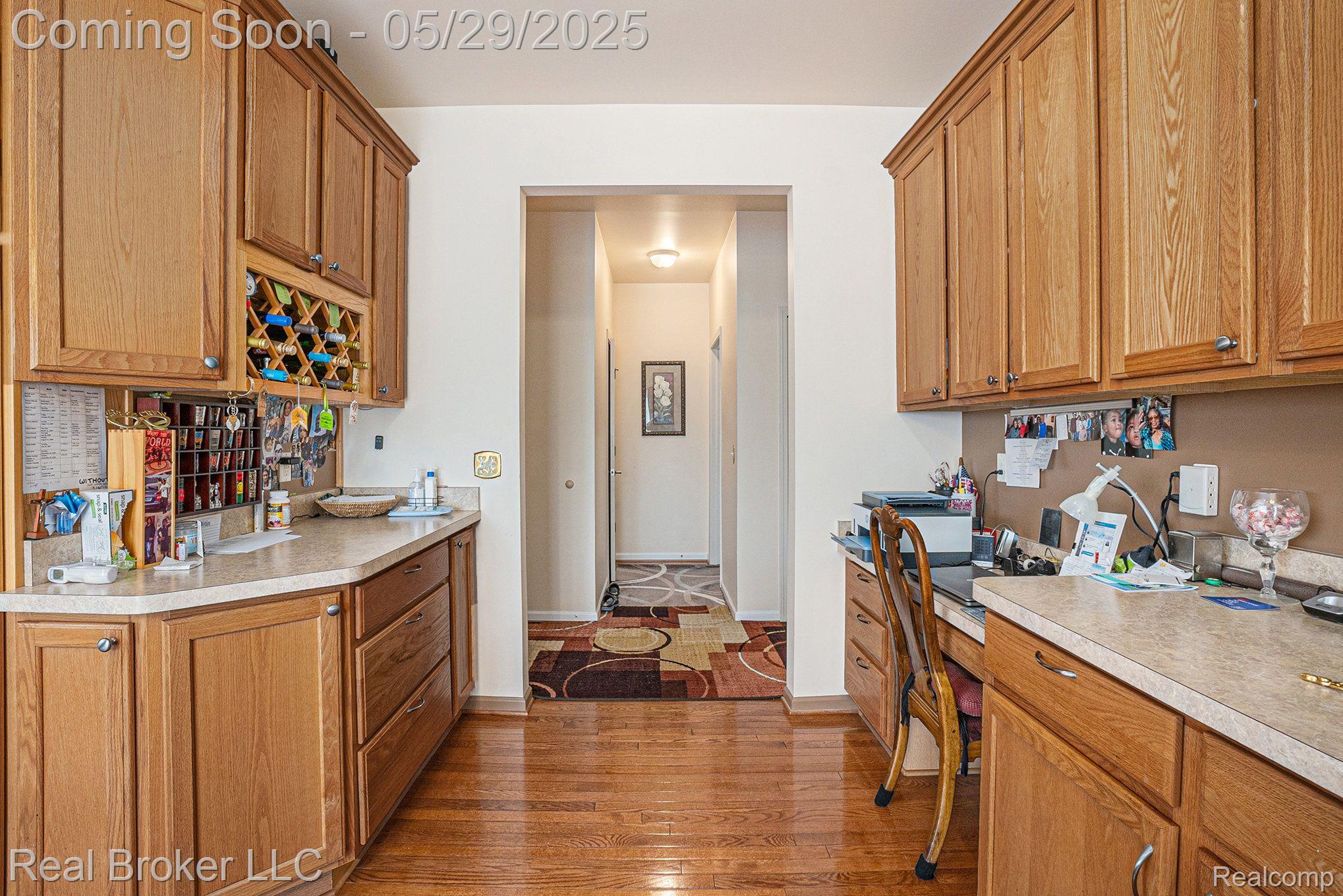 5695 STORROW Court