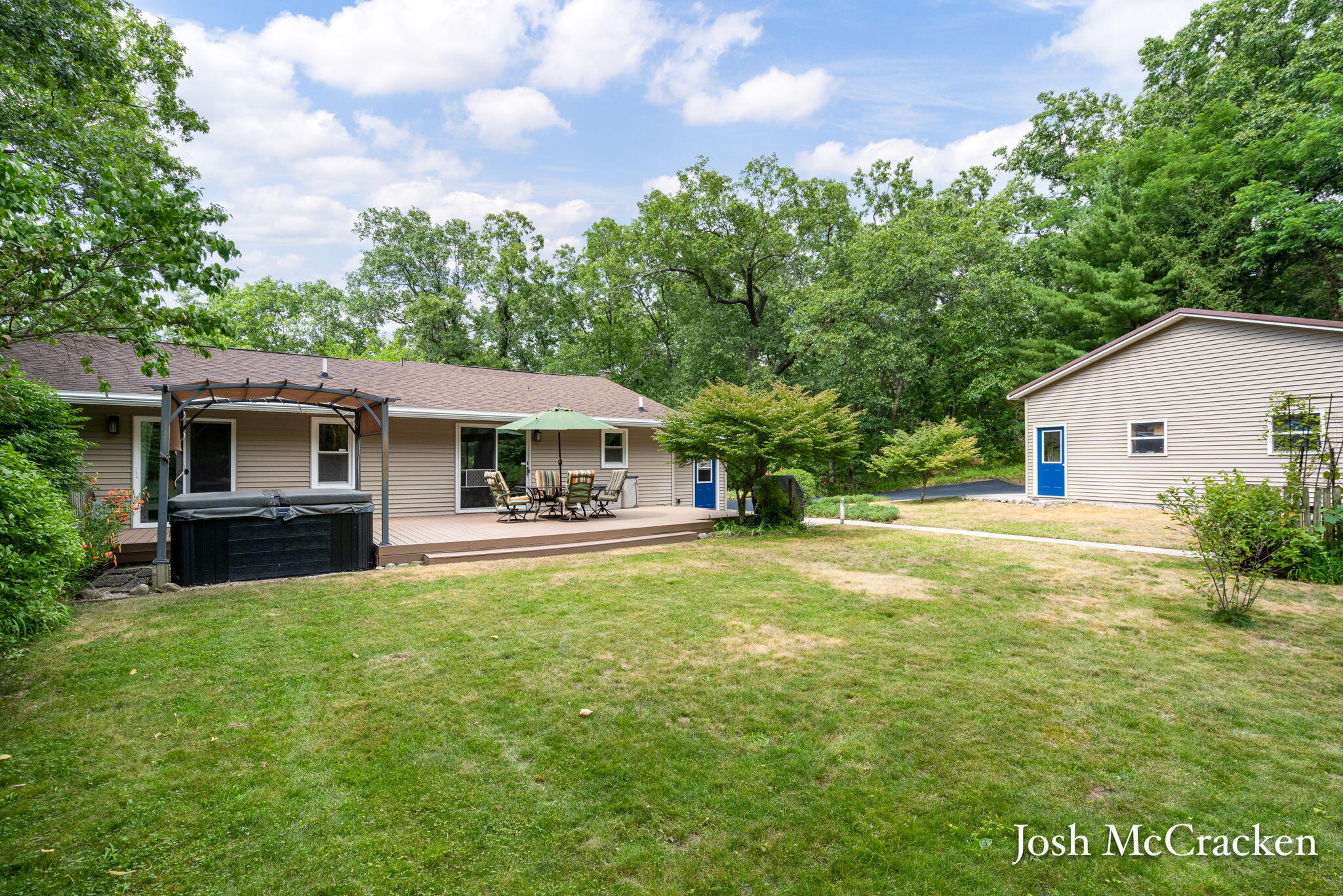 9665 Black Oak Drive