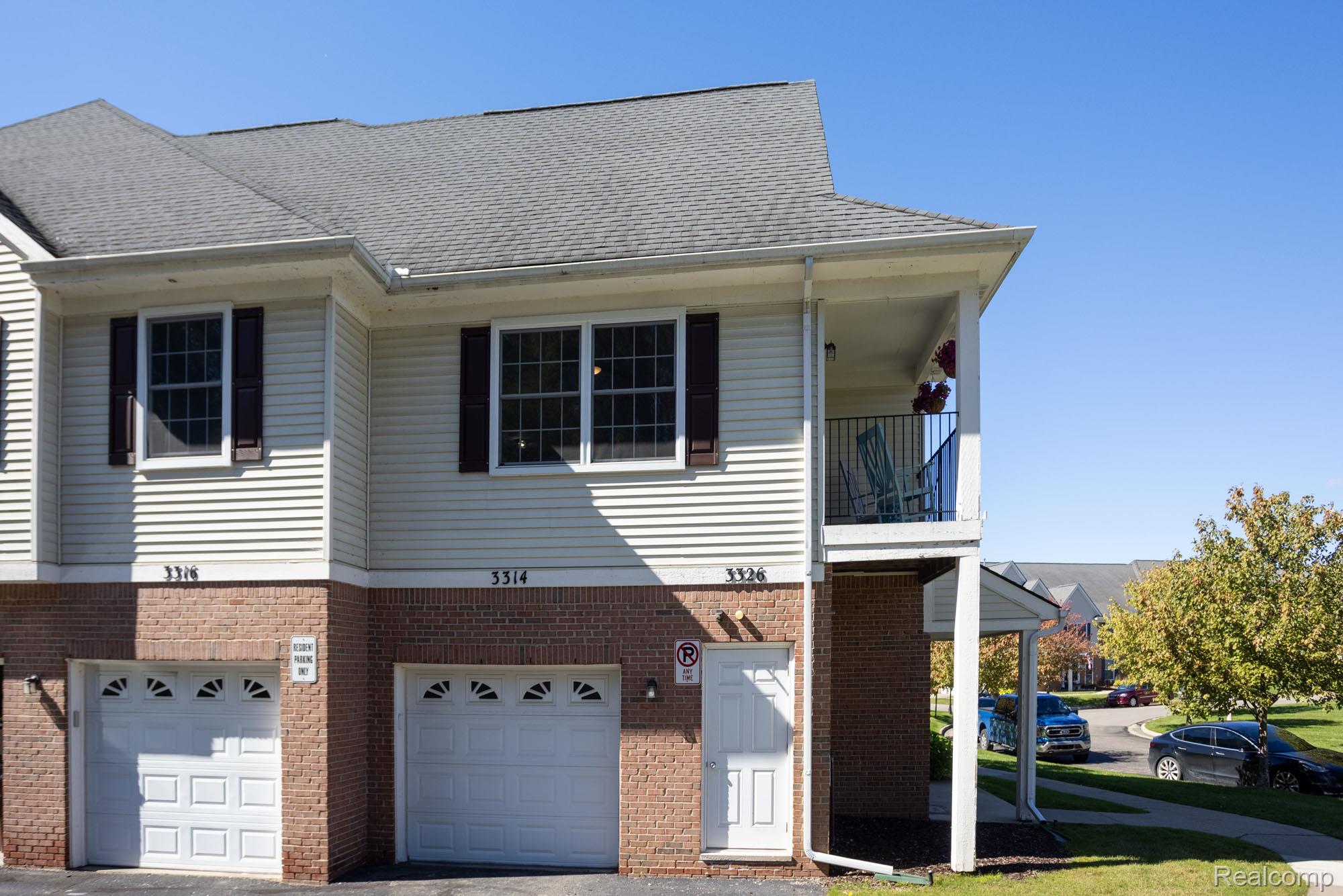 3314 Kneeland Circle 114