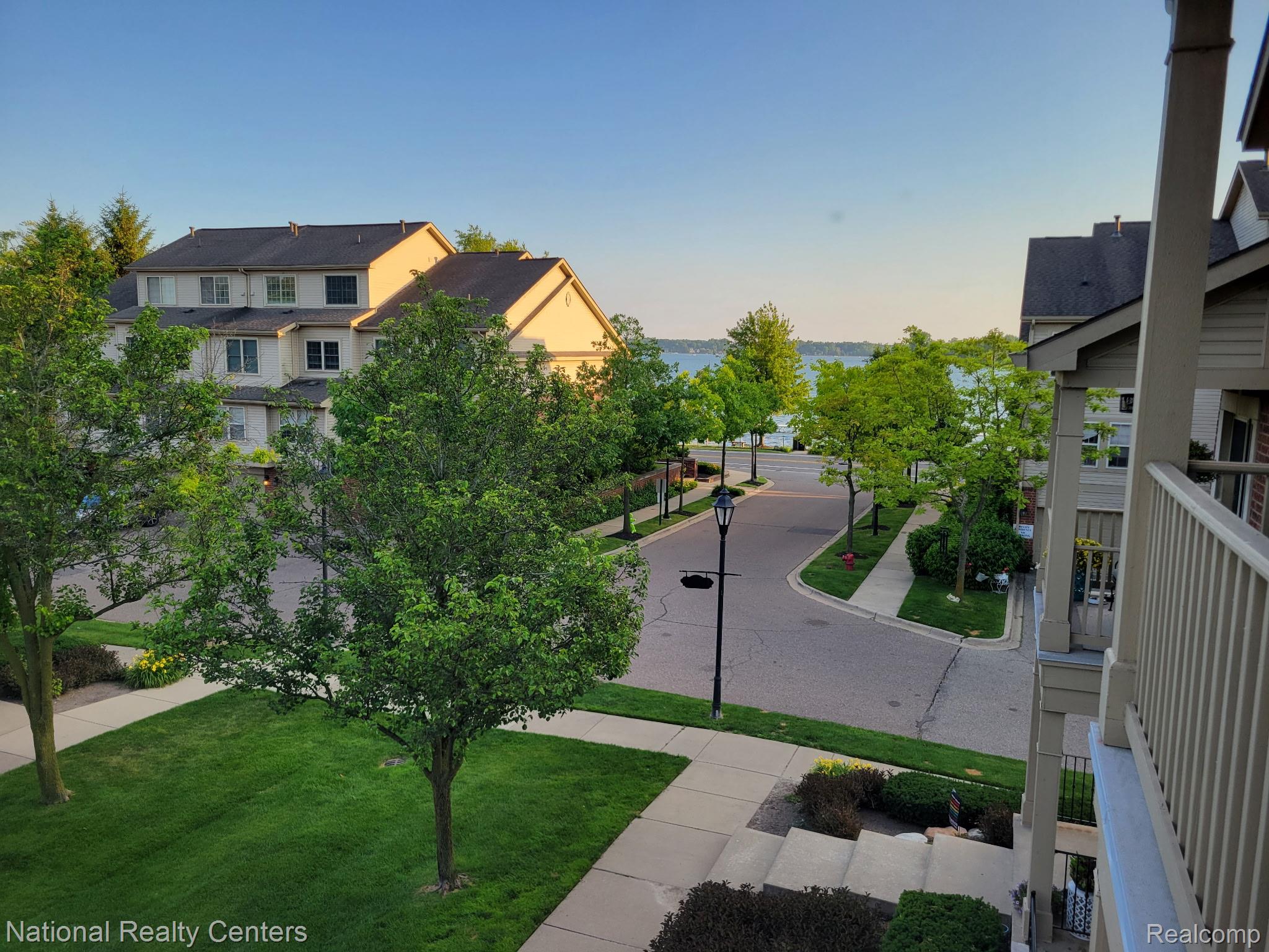 128 Sandy Lane