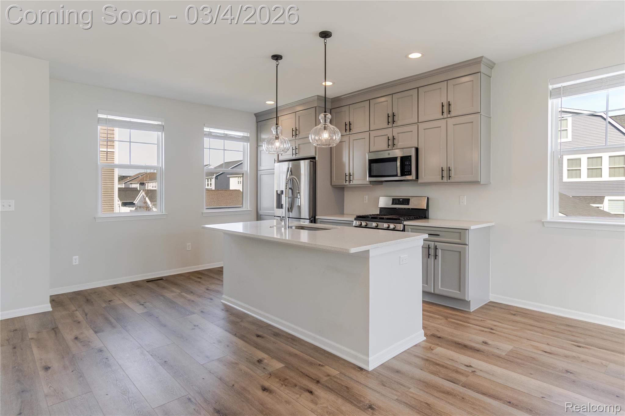 2500 Normandy Road 60