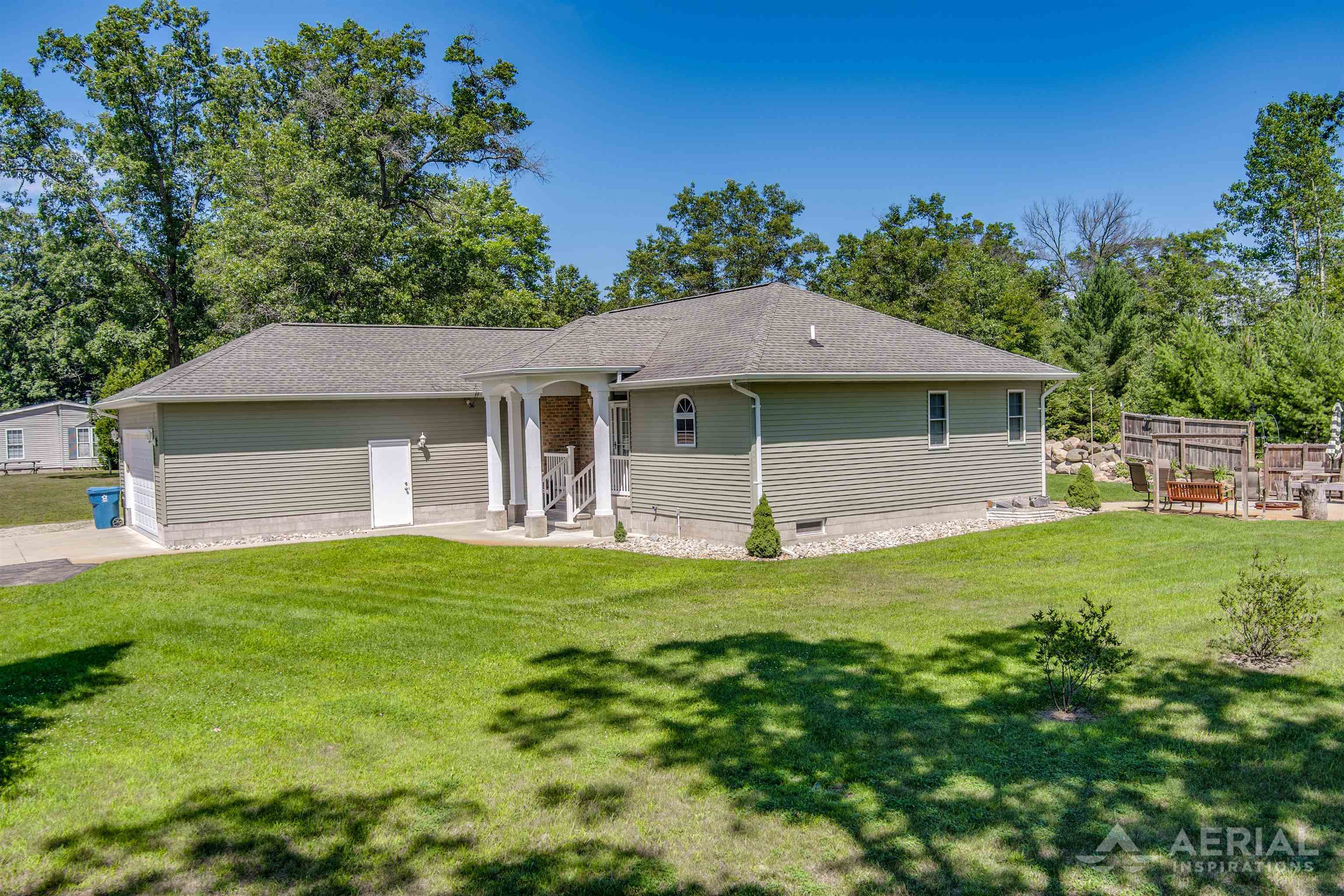 2811 Rifle River Trail