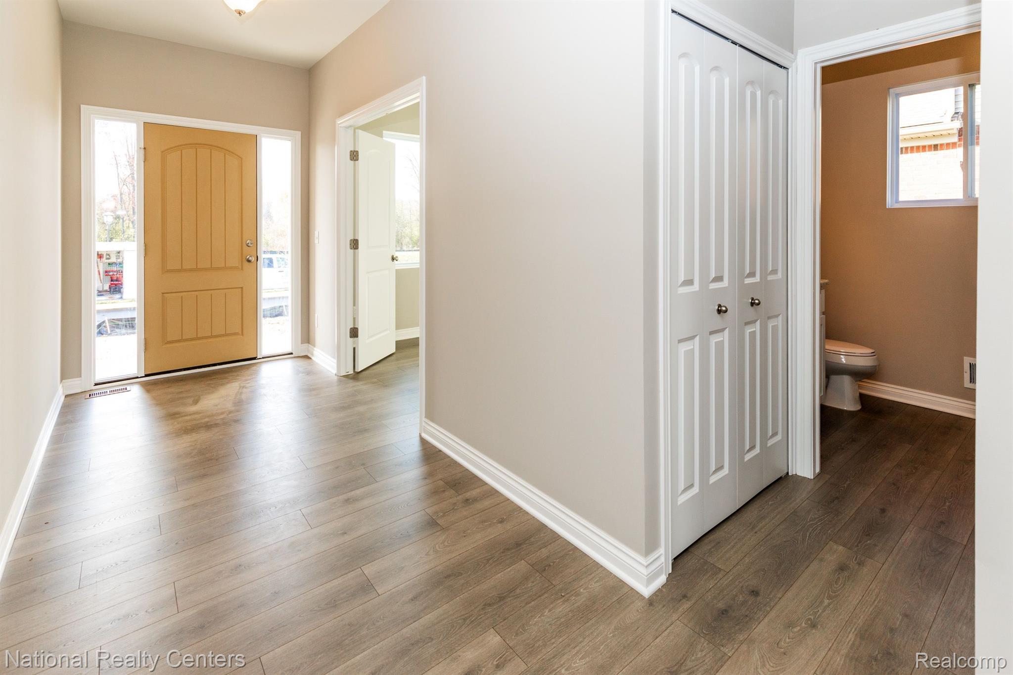5583 Morgan Lake Drive