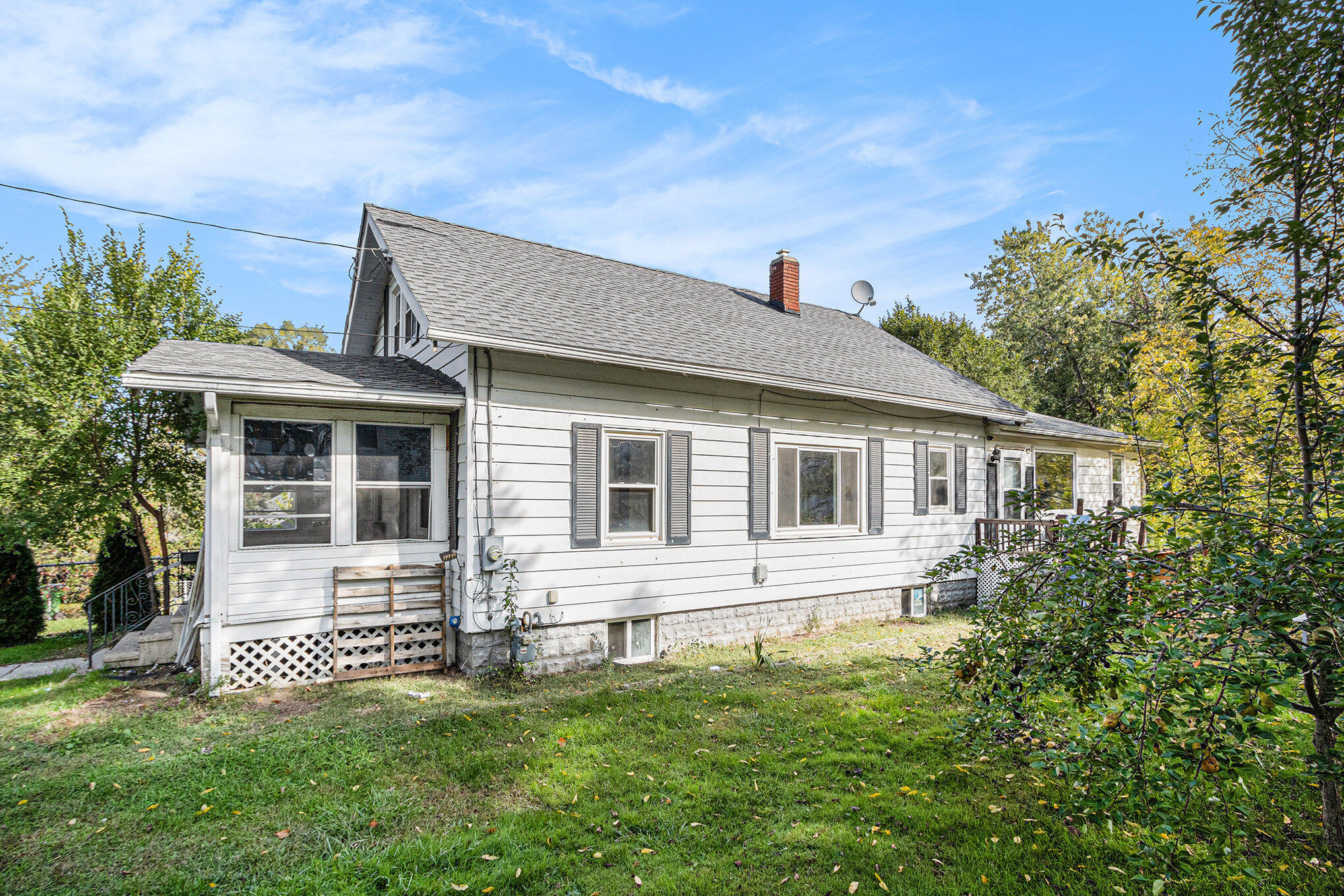 446 N 24th Street N