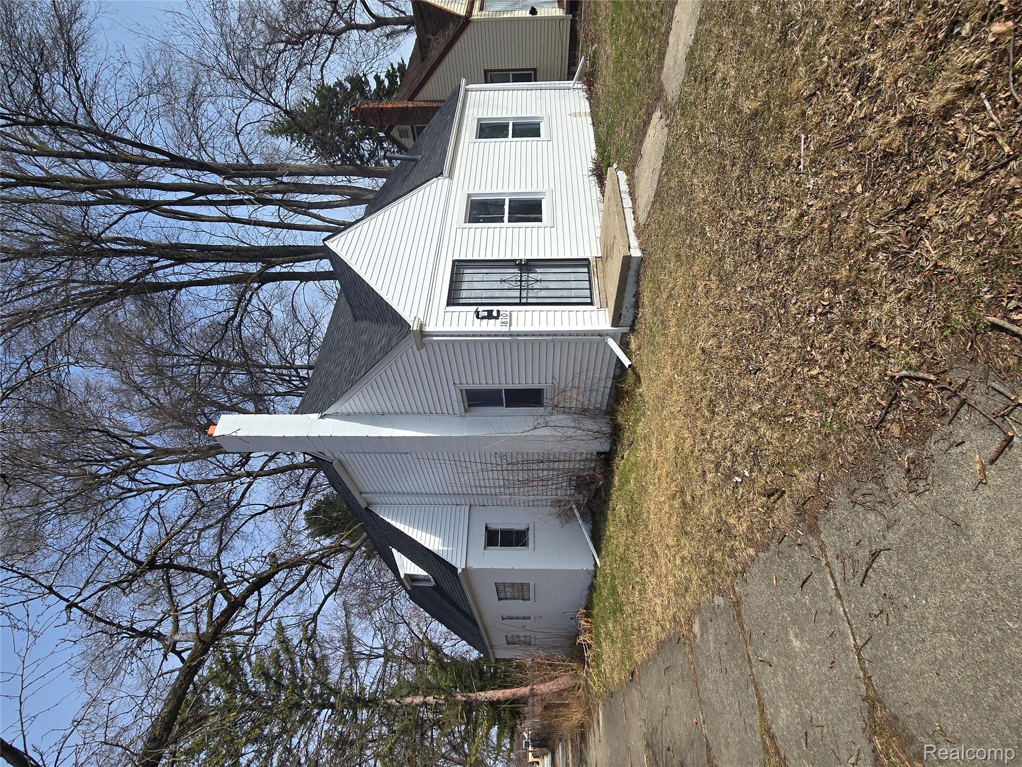 18101 Cornwall Street