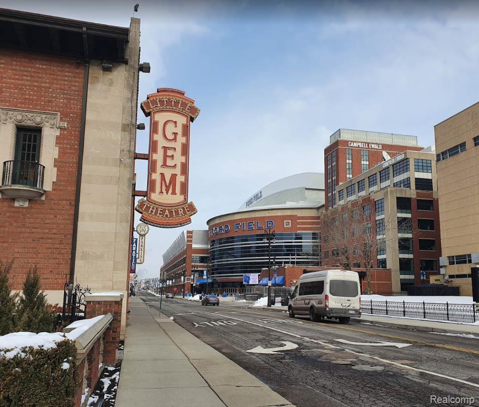 Detroit, Michigan 48201, United States, 2 Bedrooms Bedrooms, ,2 BathroomsBathrooms,Residential,Active,240373