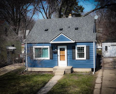 683 Bowers Street Clawson City MI 48017