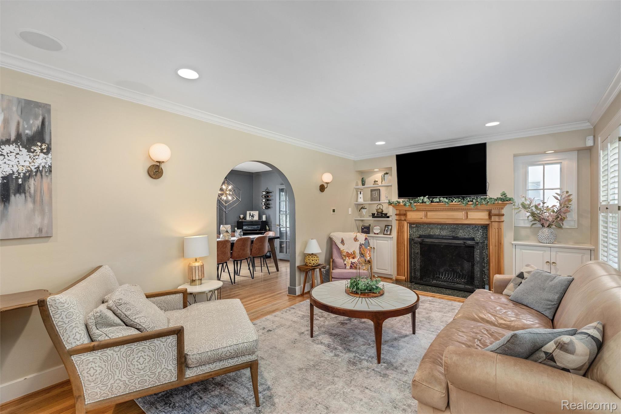 1208 Villa Road