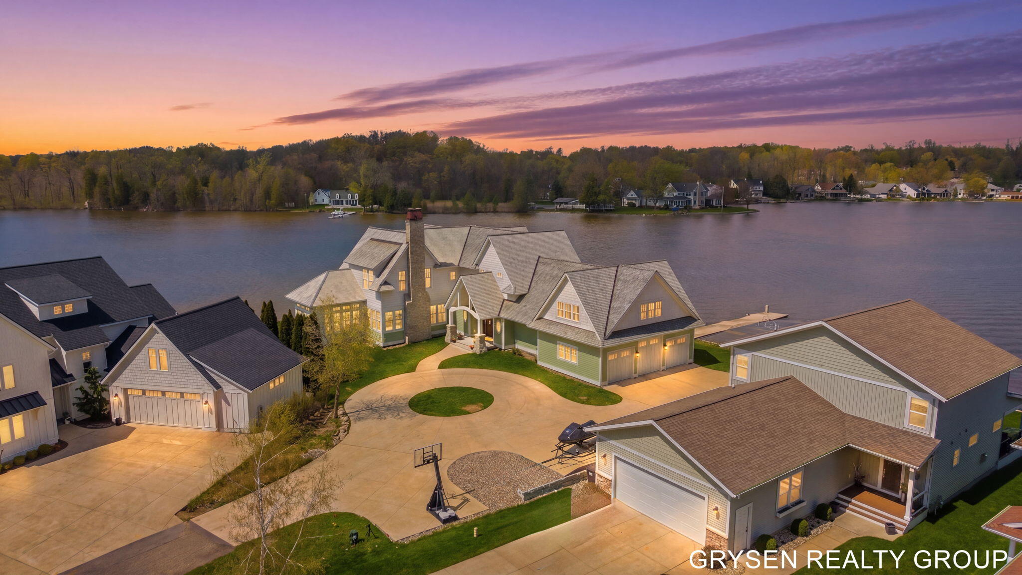 511 N Lake Drive