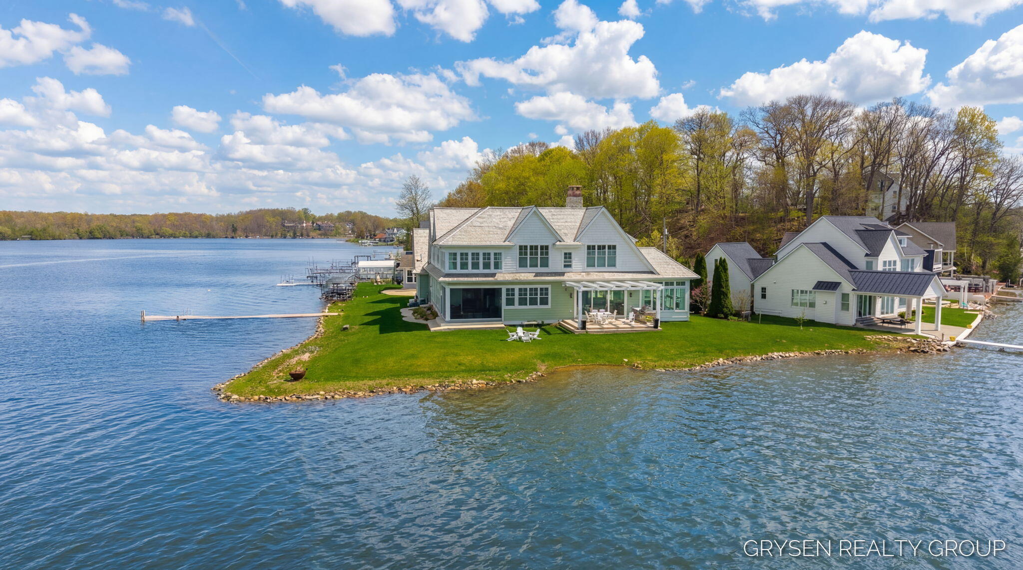 511 N Lake Drive