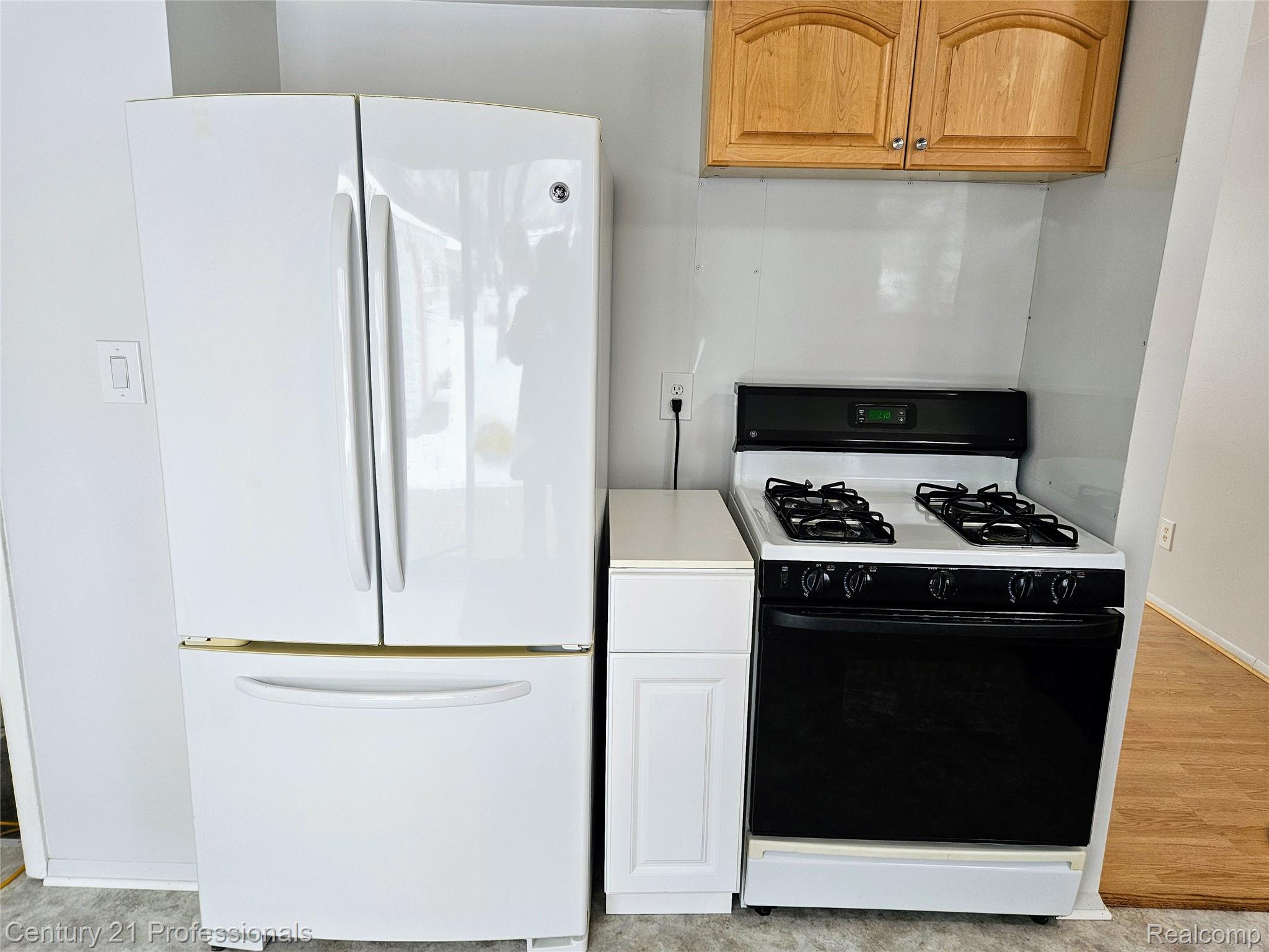 22023 W Brandon Street