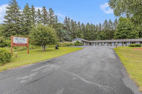 519 Lake Street Crystal Lake Township MI 49635