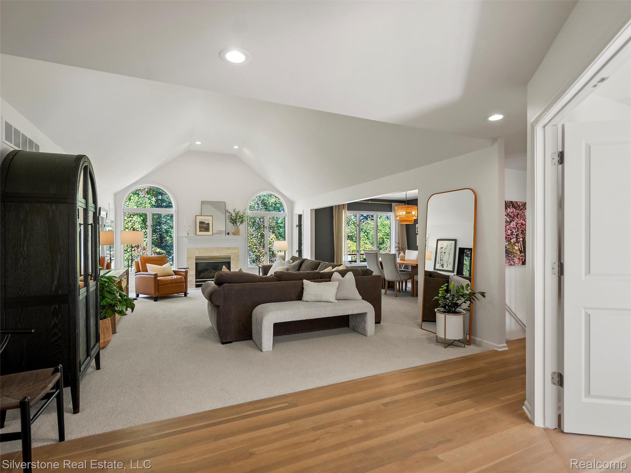 3439 Aquarious Circle