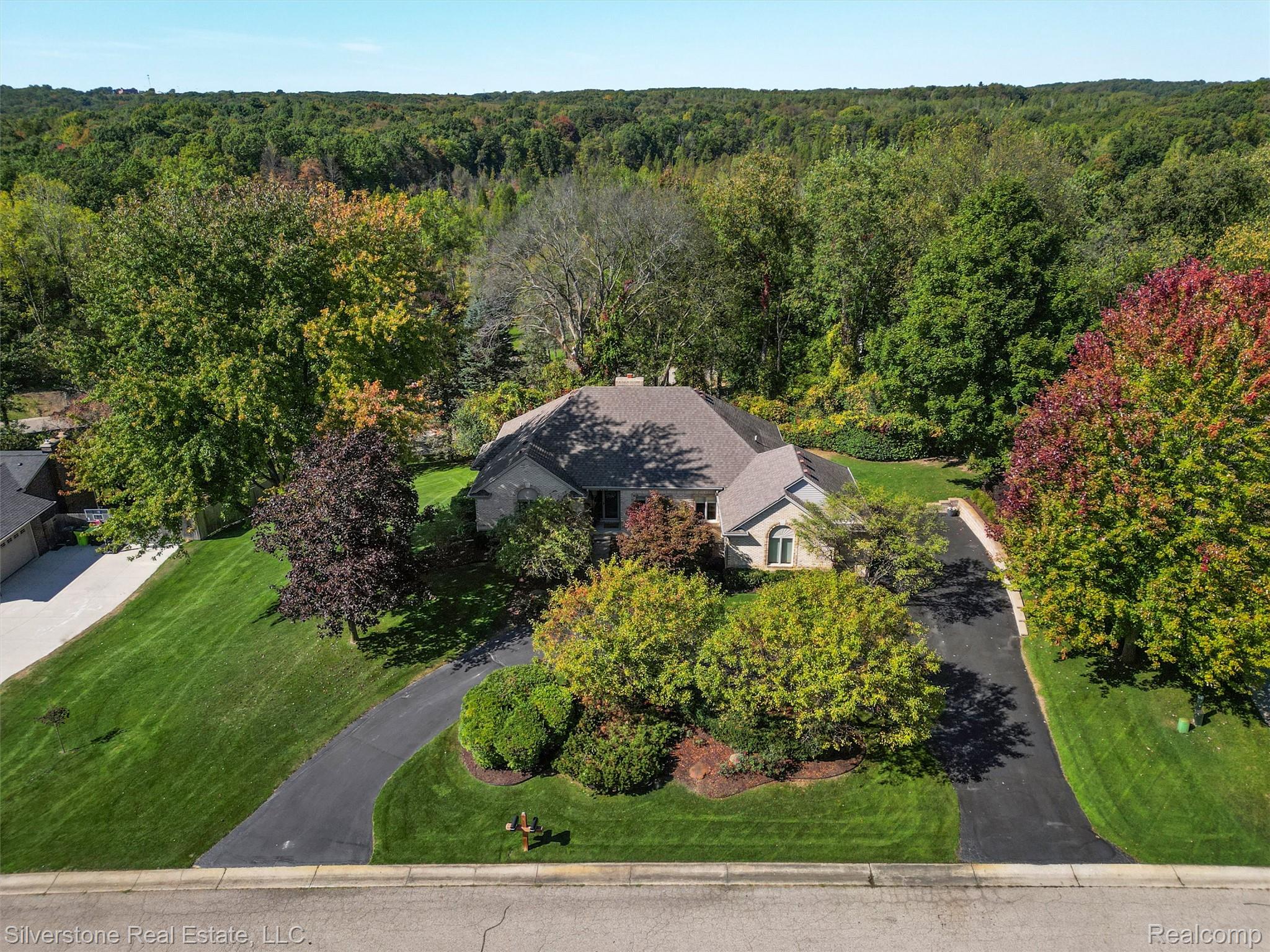 3439 Aquarious Circle