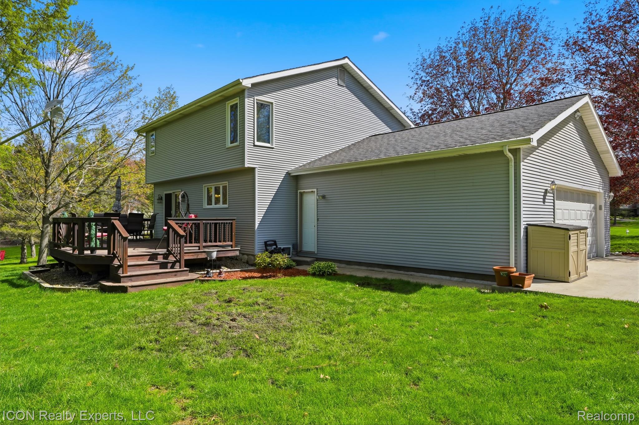 6541 Springfield Lane