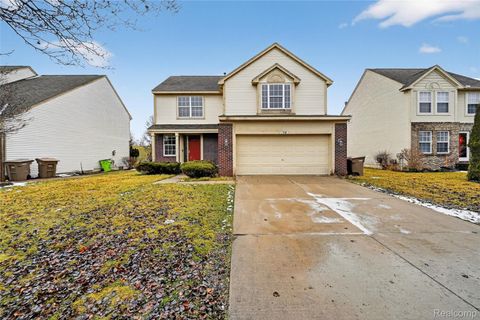 738 Arusha Drive Pontiac City MI 48341