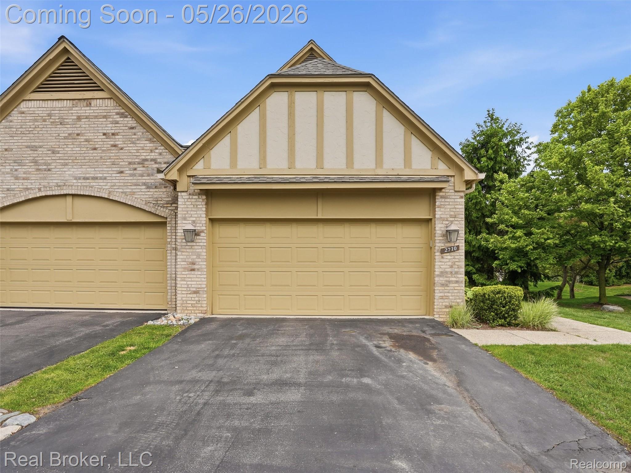 2710 Maitland Drive