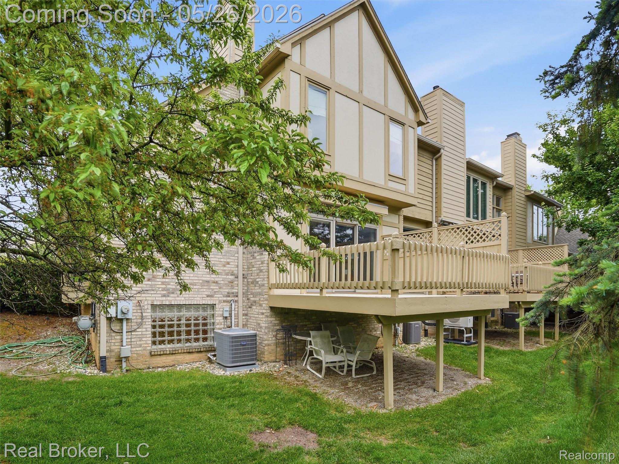 2710 Maitland Drive