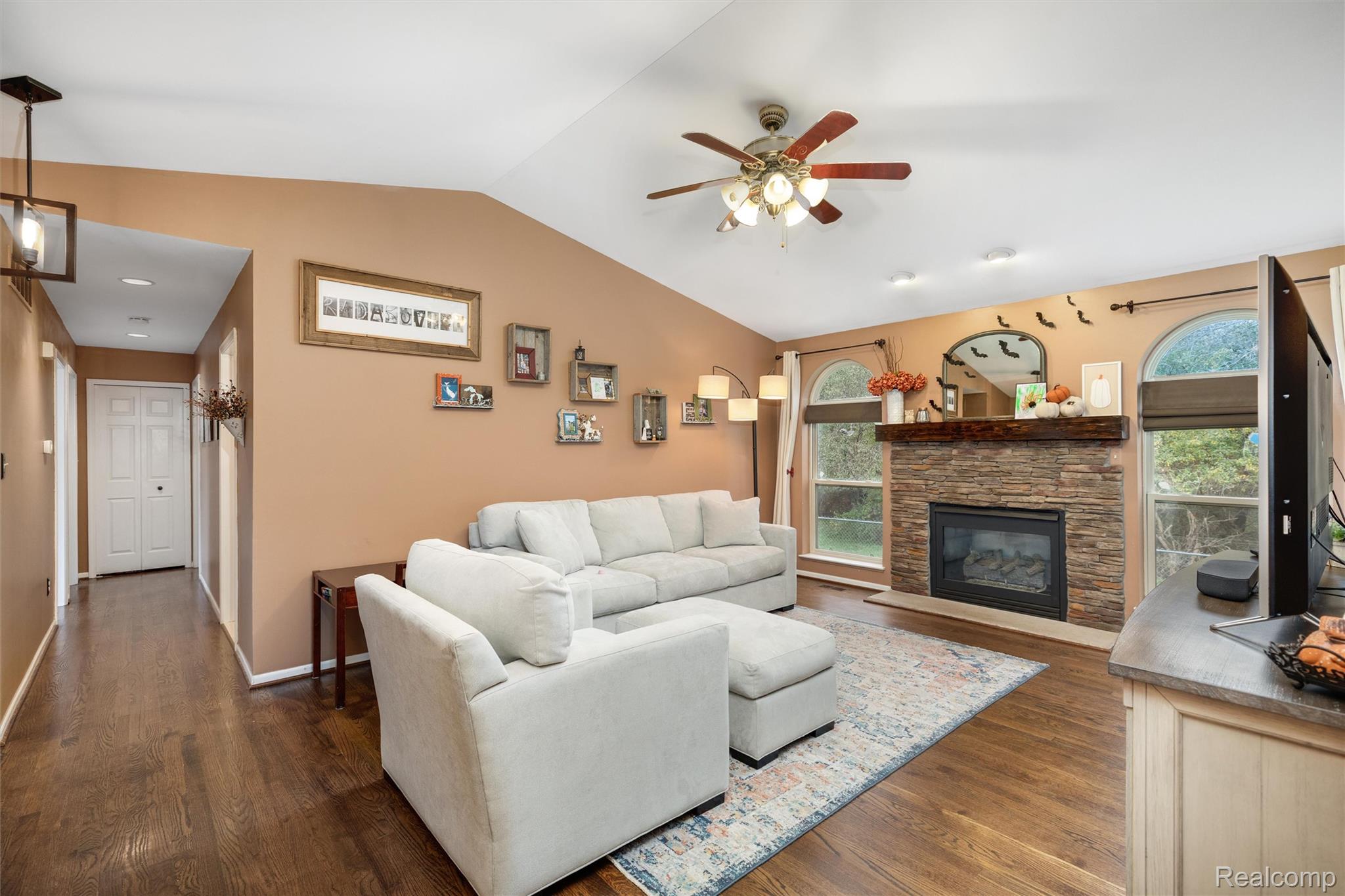 9081 Posey Court