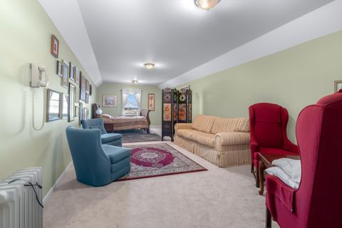 A home in LitchfieldCity_Hillsdale