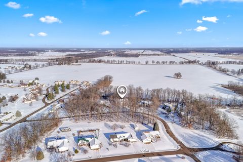 A home in LitchfieldCity_Hillsdale