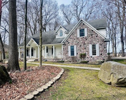 A home in LitchfieldCity_Hillsdale