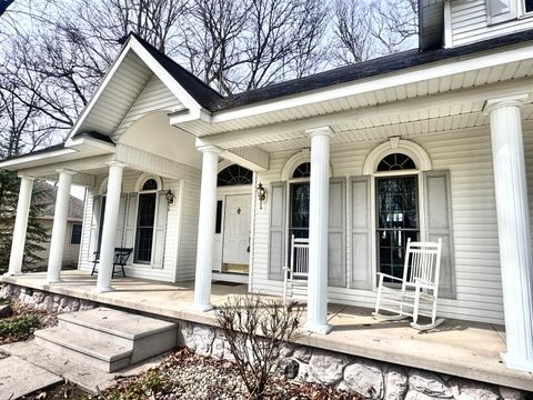 A home in LitchfieldCity_Hillsdale