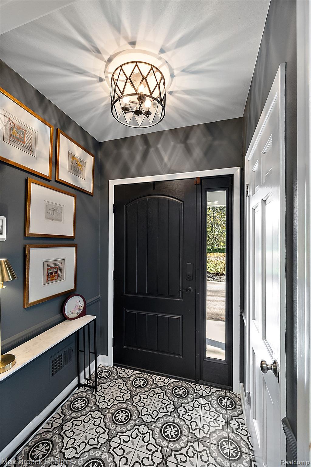 692 Bennington Drive