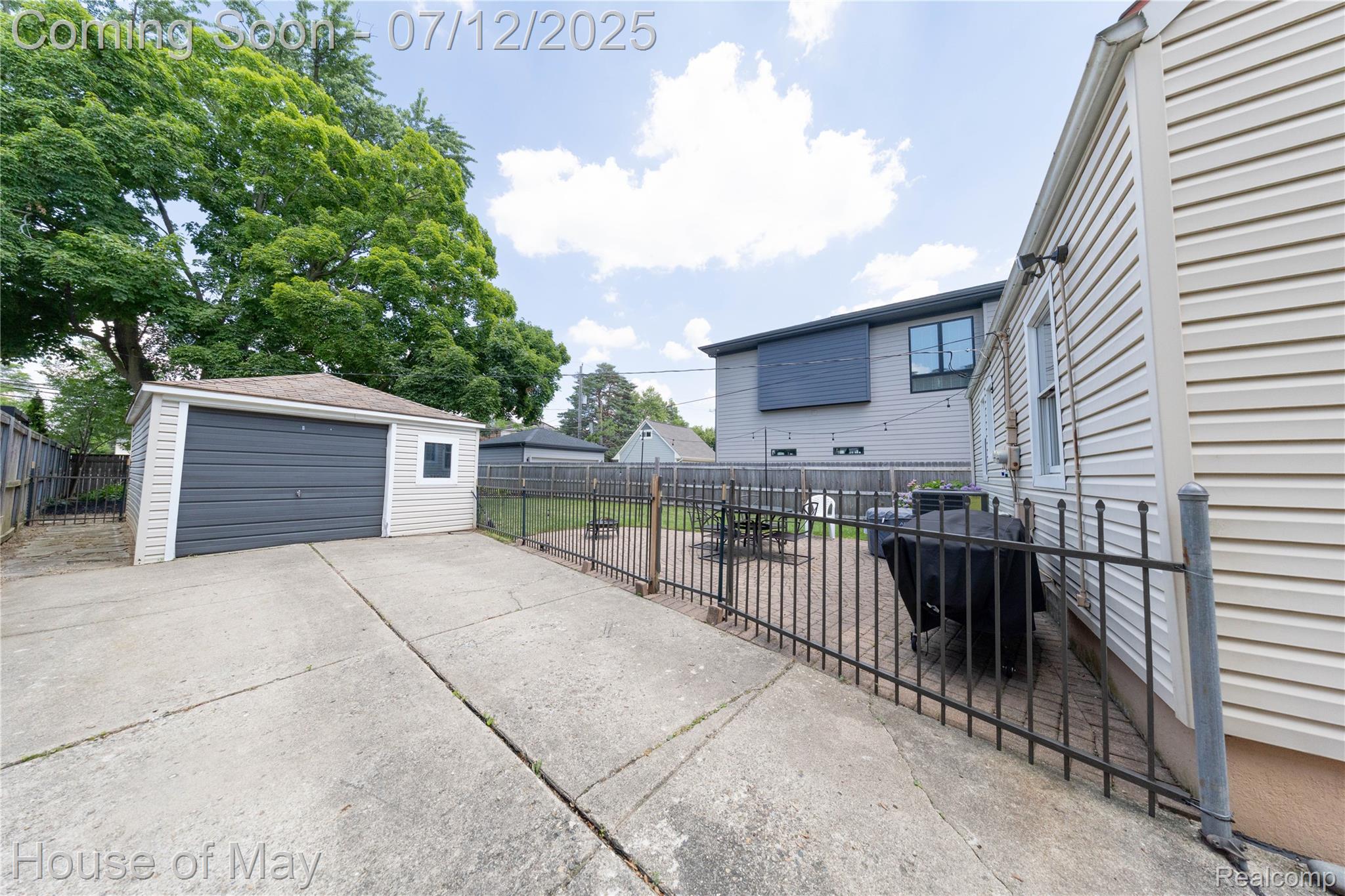 1943 Hazel Street
