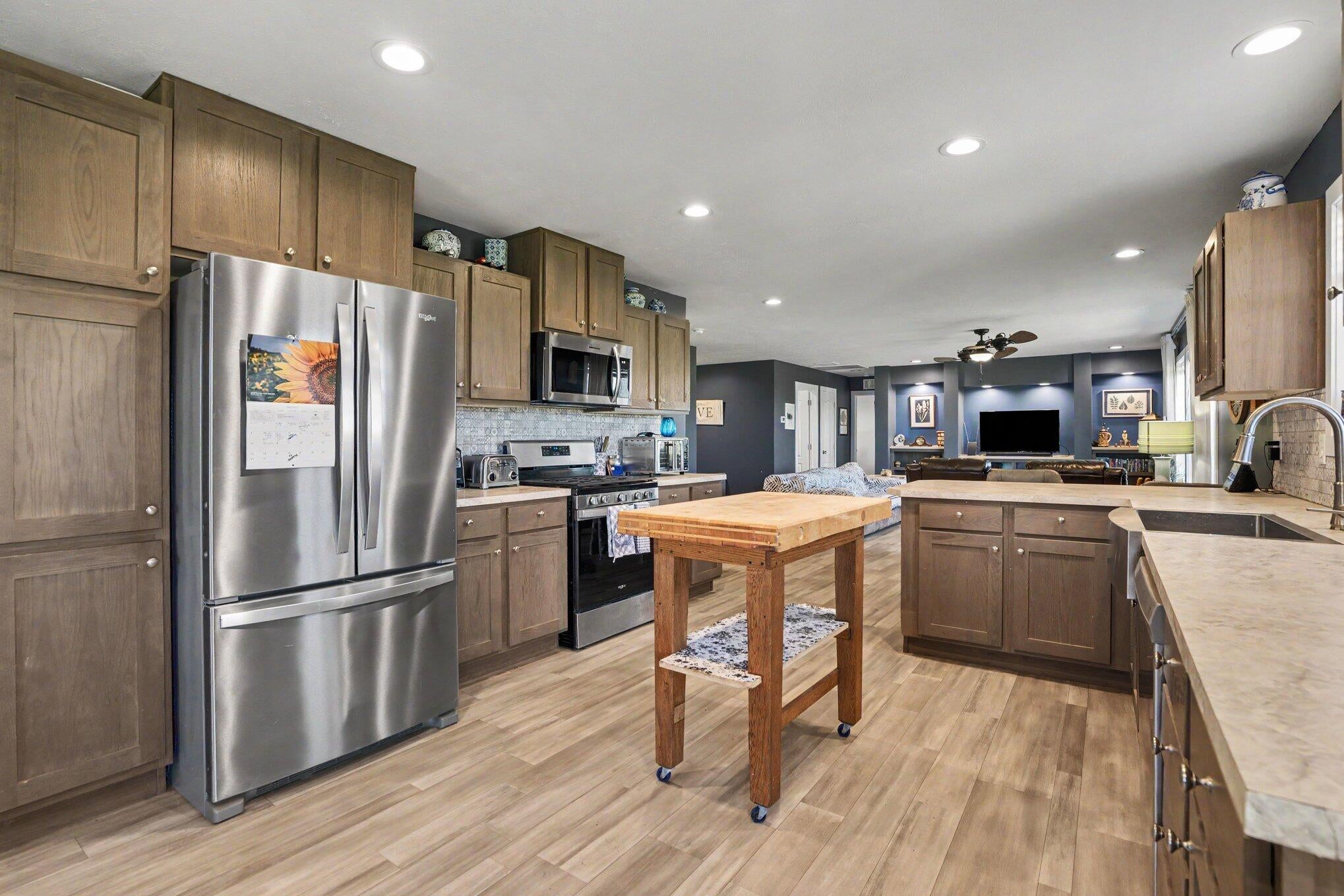 256 Hatfield Road