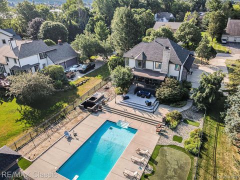 4020 Pine Ridge Court Fenton City MI 48430