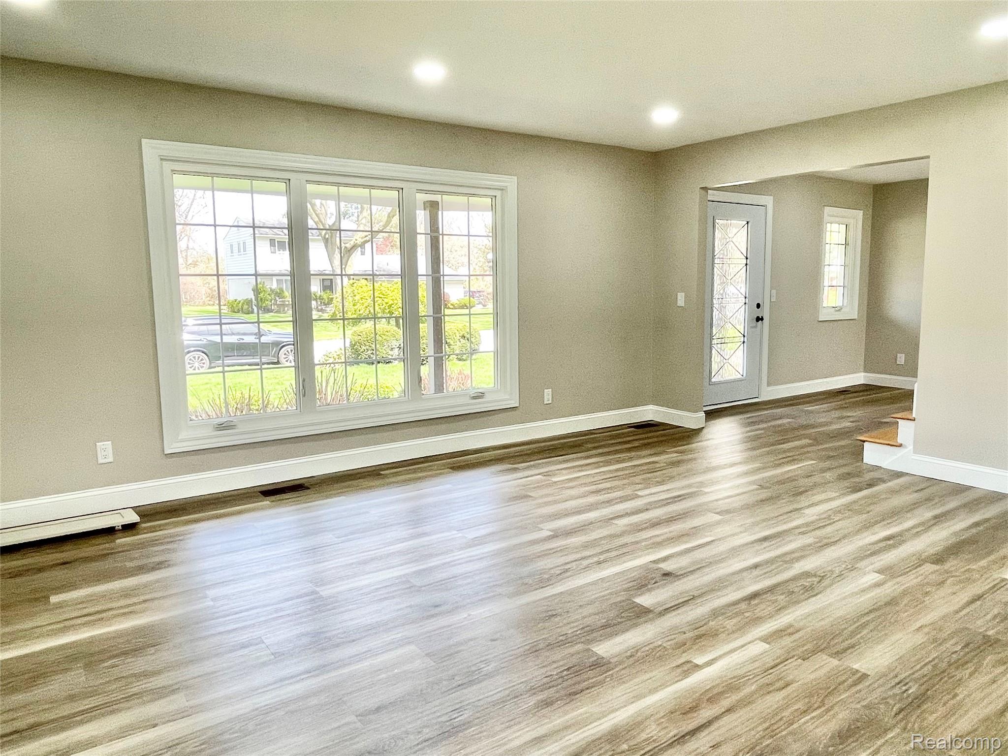 600 SEDGEFIELD Drive