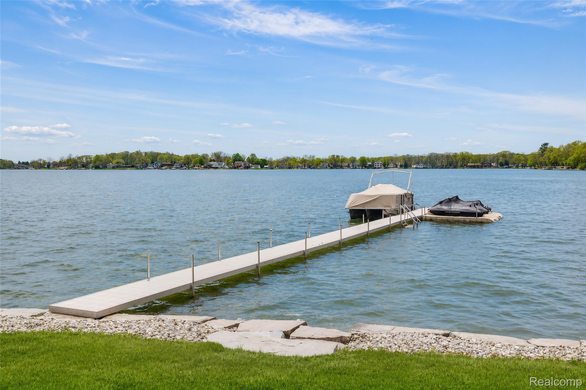 12530 Woodhull Landing