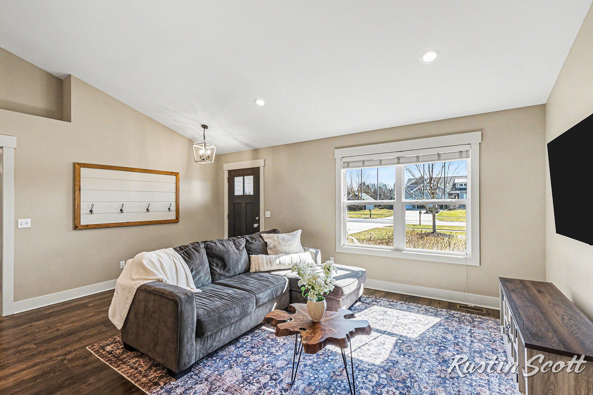 5573 Stanton Woods Drive