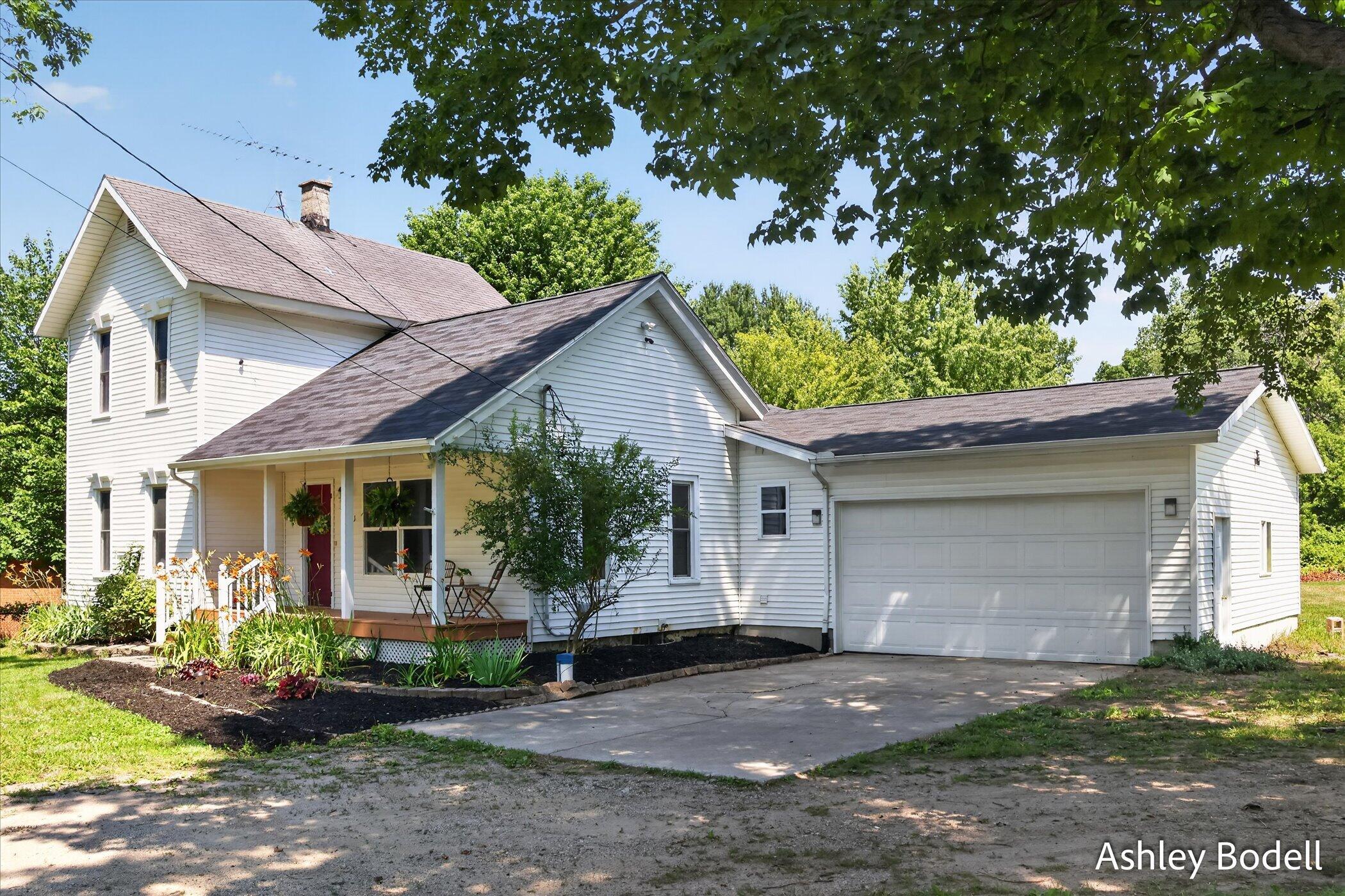 281 7 Mile Road NW